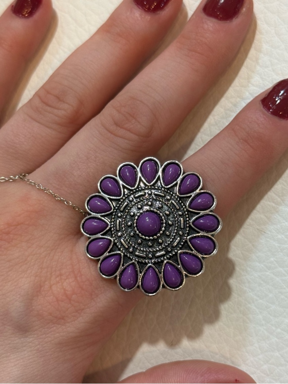 Vintage-Inspired Purple Floral Pendant Necklace - Women Jewelry
